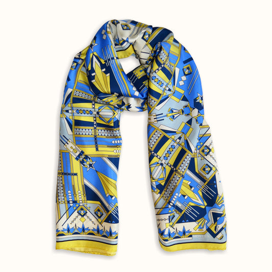 brillante foulard con nodo centrale e stampa moderna su seta naturale