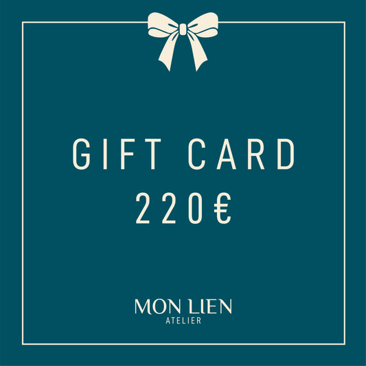 carta regalo digitale di valore 220 euro per un foulard carre in seta di Mon Lien Atelier