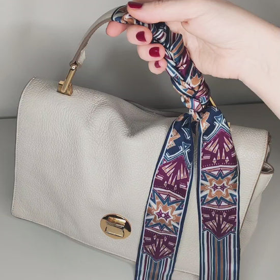 video tutorial come indossare twilly seta ansa manico borsa intrecciato con stile idea moda donna accessori made in italy