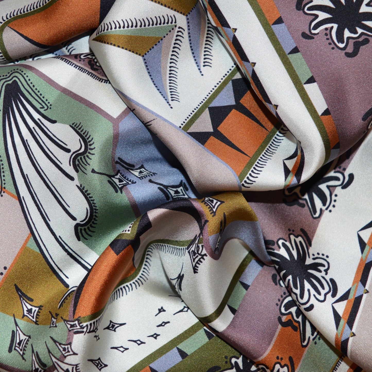 zoom trama della seta con pattern mossi dalle tonalità naturali